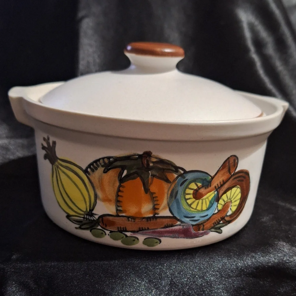 Vintage Stoneware Crock With Lid~Vegetable Design~Oven Proof~Korea~Hand Painted